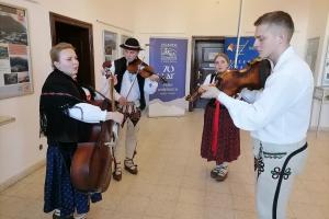 FINISAŻ WYSTAWY Z ZAGÓRZAŃSKIM AKCENTEM