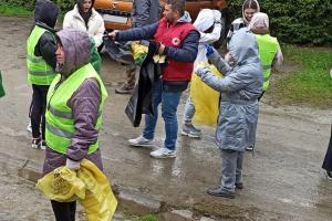 WSPÓLNYMI SIŁAMI – POSPRZĄTANE RÓWNIEŻ POD LUBOGOSZCZEM