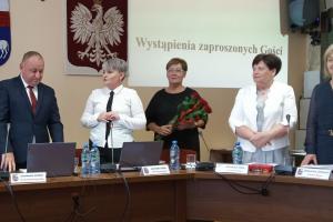 Absoluturium, wyróżnienia, gratulacje